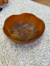 Load image into Gallery viewer, Curvy Bowl - Caramel
