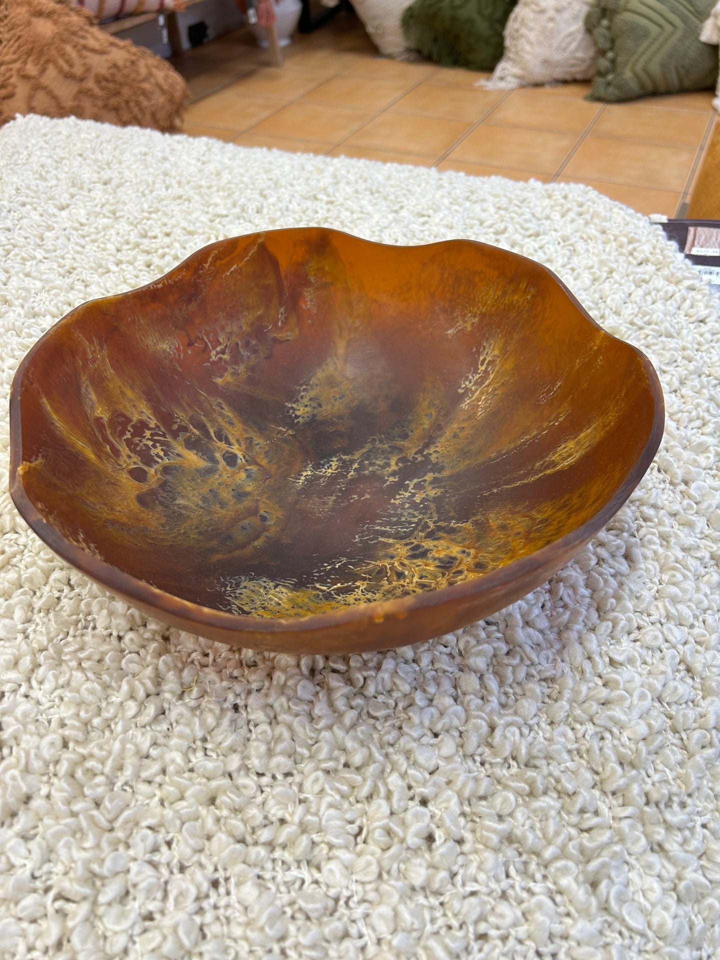 Curvy Bowl - Caramel