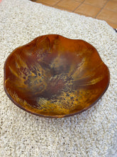 Load image into Gallery viewer, Curvy Bowl - Caramel
