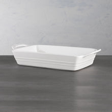 Load image into Gallery viewer, Signature Rectangle Baker - 37cm
