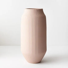 Load image into Gallery viewer, Taza Vase - Sand
