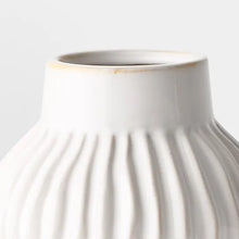 Load image into Gallery viewer, Small Lulu Vase - White
